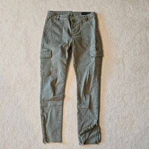 Women's skinny leg large pant